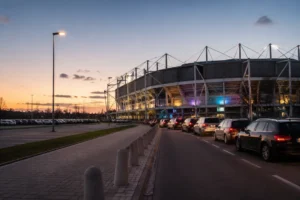 Arnhem neemt maatregelen tegen parkeerproblemen bij concerten in Gelredome